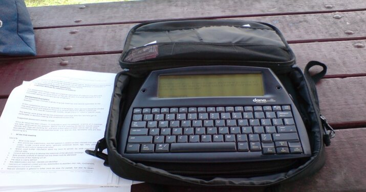 Alphasmart Modifications Freewrite vs AlphaSmart - Quelle est la différence ? 【 2025 】 | Enor ...