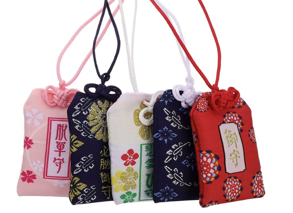 where to buy japanese amulets