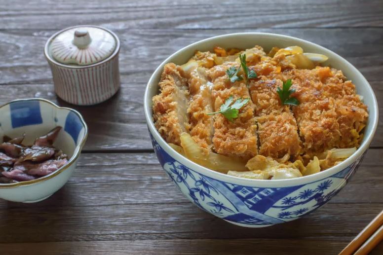 what is katsudon