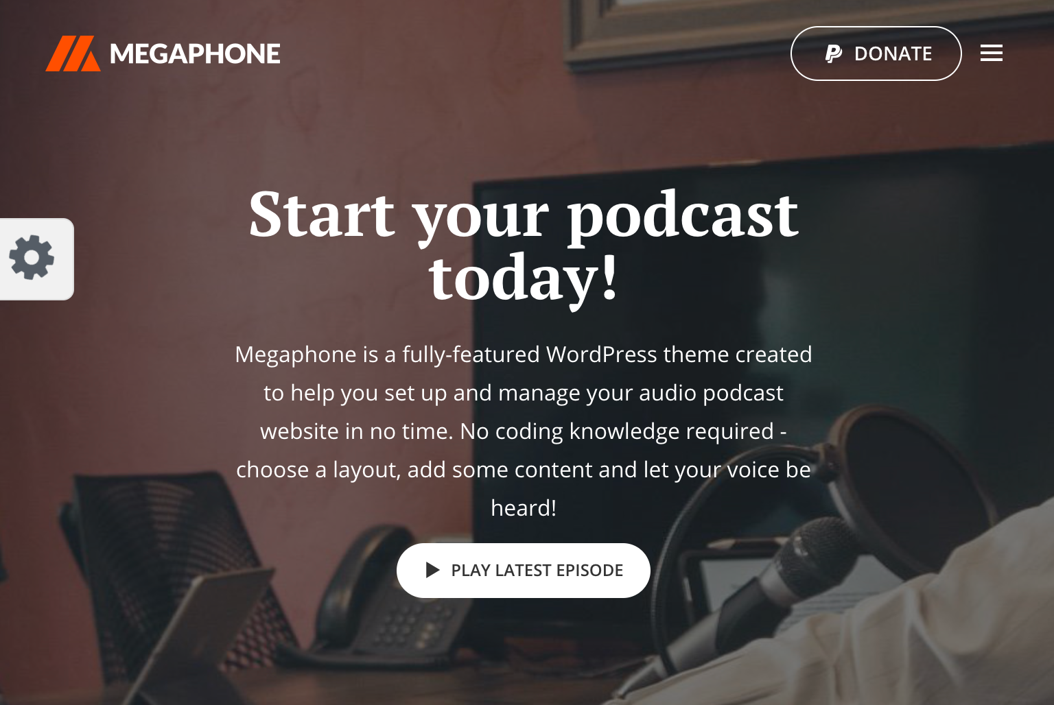 Los 15 mejores temas de WordPress para podcasters en 2021 Vista previa del tema megáfono pocast wordpress