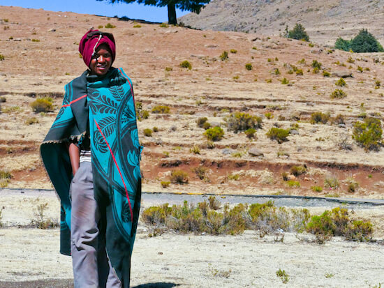 Manta basotho usada por un ni&ntilde;o en Lesotho