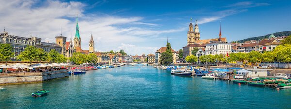 Z&uacute;rich es la ciudad m&aacute;s poblada de Suiza