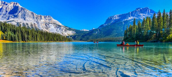 Lago Esmeralda en el Parque Nacional Yoho de Canad&aacute;