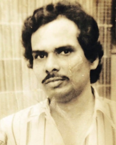 Padre de Pallavi Subhash