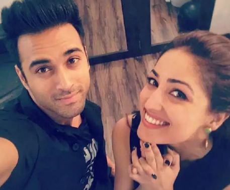 Yami Gautam con Pulkit Samrat