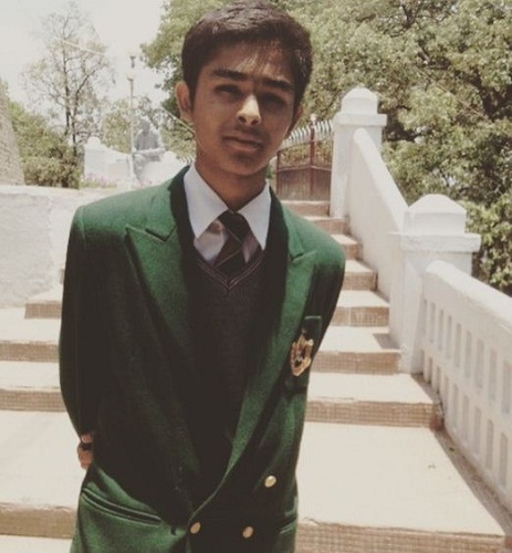 Angad Vir Singh Bajwa en su adolescencia