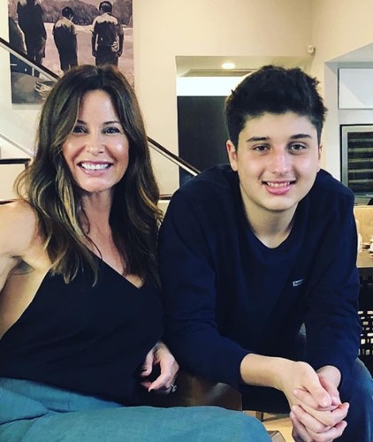 Christine Khuri con su hijo, Brendan Khuri