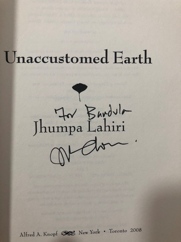 Aut&oacute;grafo de Jhumpa Lahiri