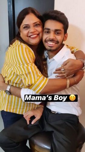 Trishneet Arora y su madre