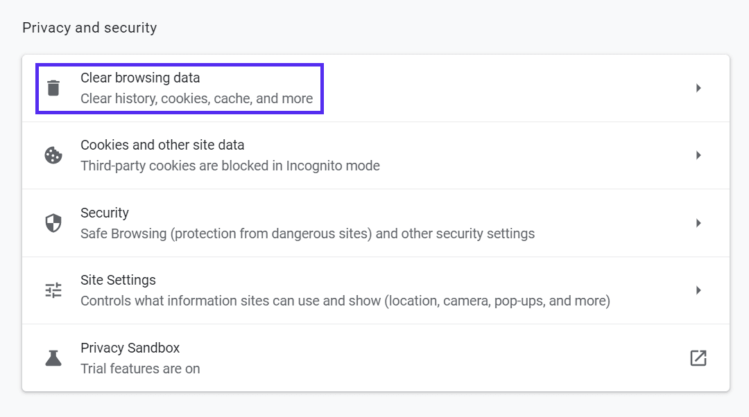 La configuraci&oacute;n de privacidad y seguridad de Chrome, con la opci&oacute;n de borrar el cach&eacute; para arreglar el 