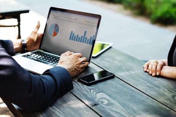Cómo hacer un cuadro o gráfico en Excel [With Video Tutorial]