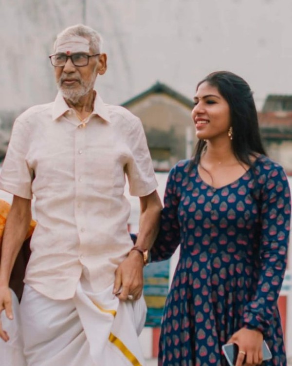 CA Bhavani Devi con su padre