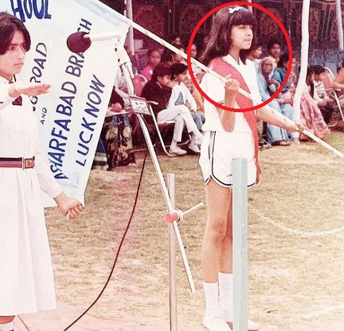 Celina Jaitly durante sus d&iacute;as escolares