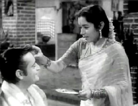 Nanda en Bhaiyaa Mera Rakhi Ke Bandhan Ko Nibhaana