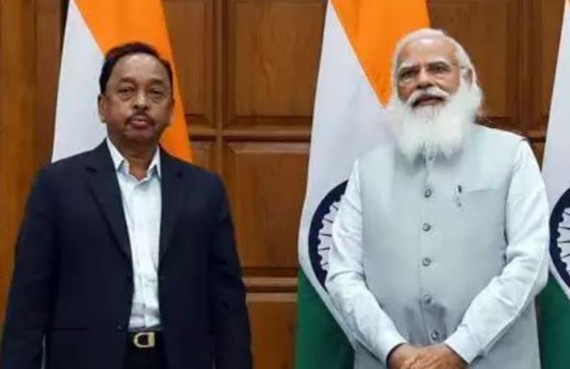 Narayan Rane con el primer ministro Narendra Modi