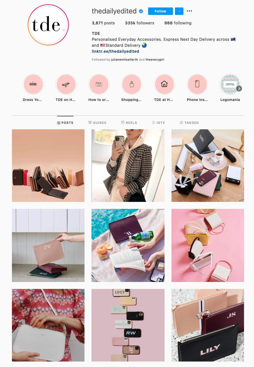 25 impresionantes temas de Instagram (y cómo pedirlos prestados para su propio feed) Ejemplo de tema de Instagram Flatlays