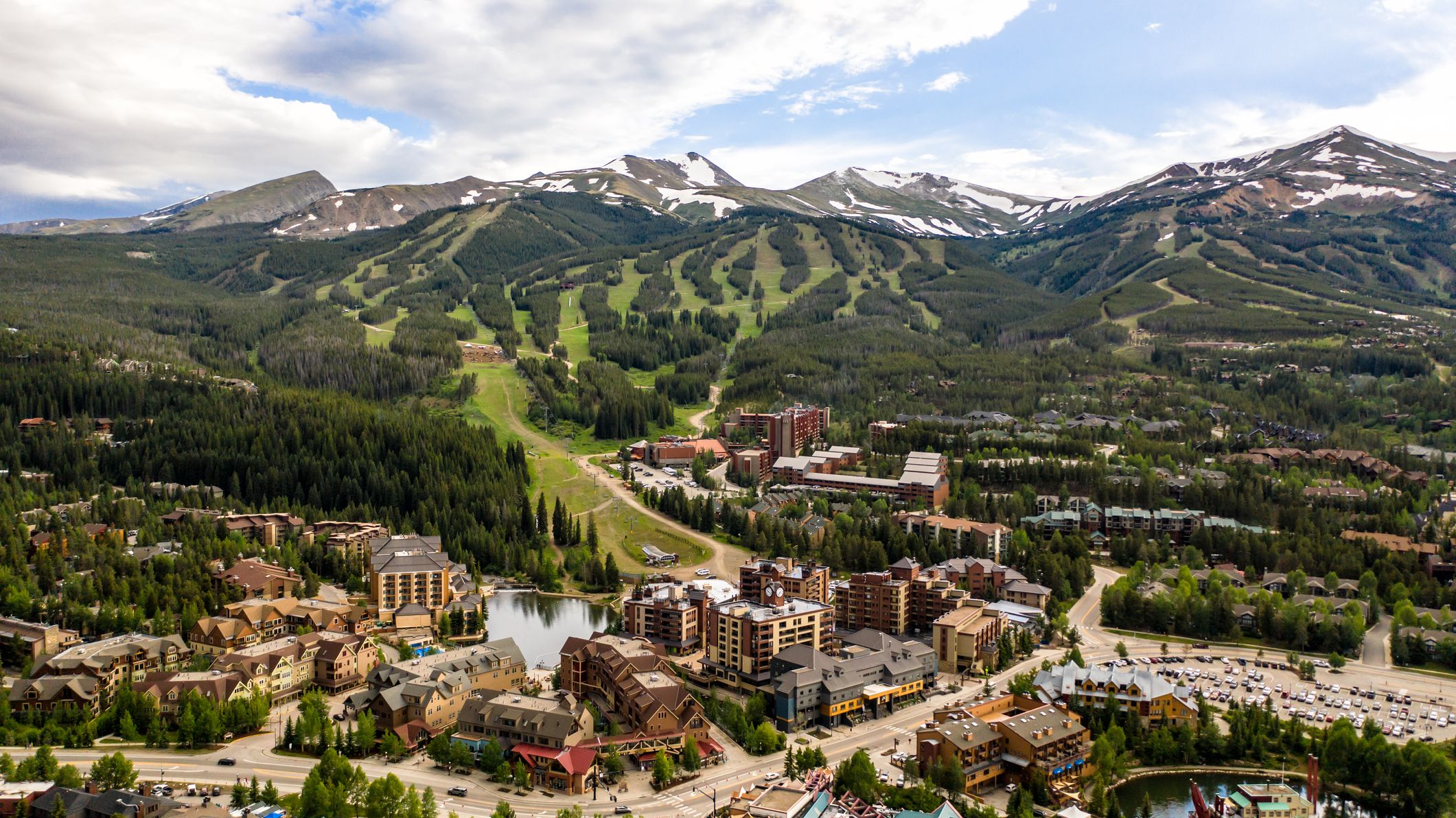 Las 25 ciudades pequeñas más caras de Estados Unidos
