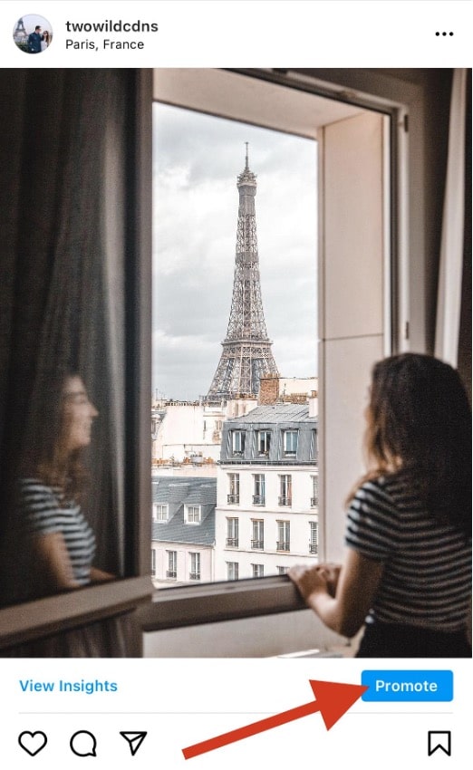 Cómo anunciarse en Instagram: una guía de 5 pasos para usar anuncios de Instagram Promoción de la publicación de la Torre Eiffel en la aplicación