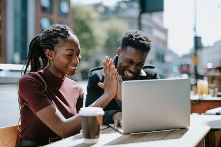 Generación de clientes potenciales: una guía para principiantes para generar clientes potenciales de negocios en el camino hacia el ingreso