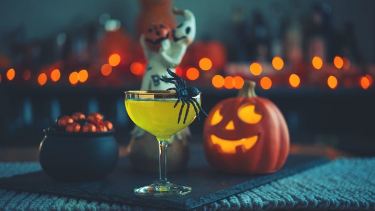 15 canciones para poner en tu lista de reproducción de Halloween