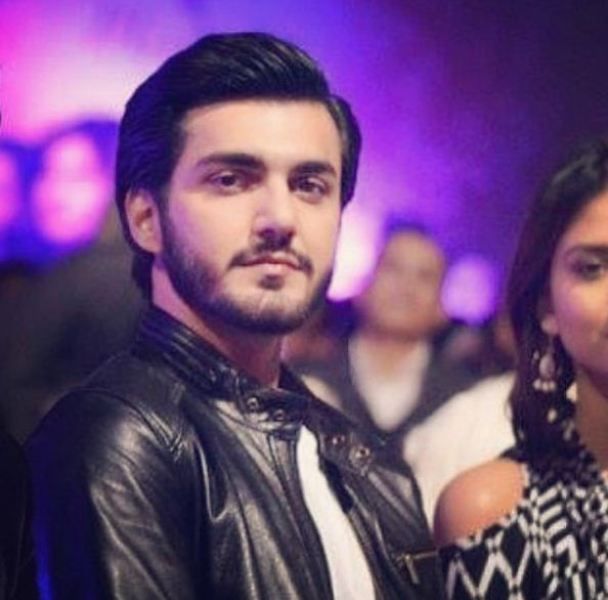 Ahsan Mohsin Ikram Wiki, Altura, Años, Novia, Esposa, Familia, Biografía y más