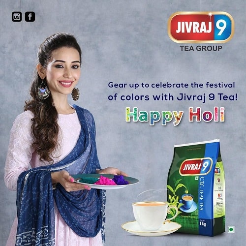Heli Daruwala en un anuncio impreso de Jivraj 9