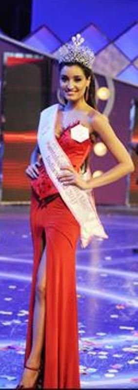 Kanishtha se convierte en Pantaloons Miss India