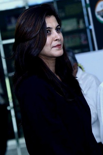 Neetu Shukla (hermana de Sidharth Shukla) Wiki, años, esposo, niños, familia, biografía y más Neetu Shukla