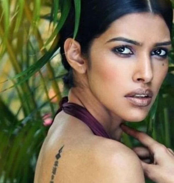 Tatuaje de Pooja Mor
