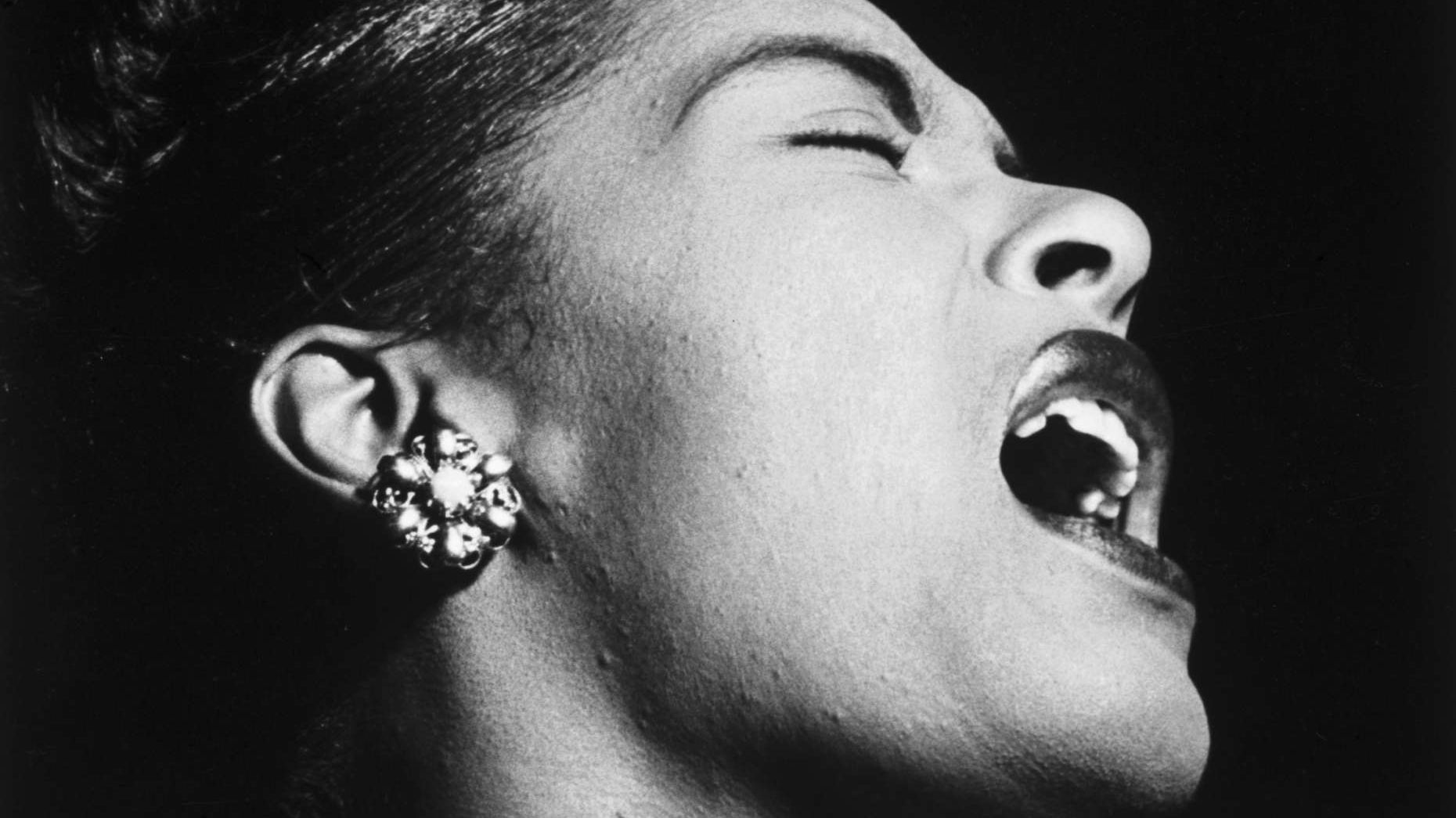 Cómo "Strange Fruit" de Billie Holiday sorprendió a los oyentes con su brutal confrontación con el racismo