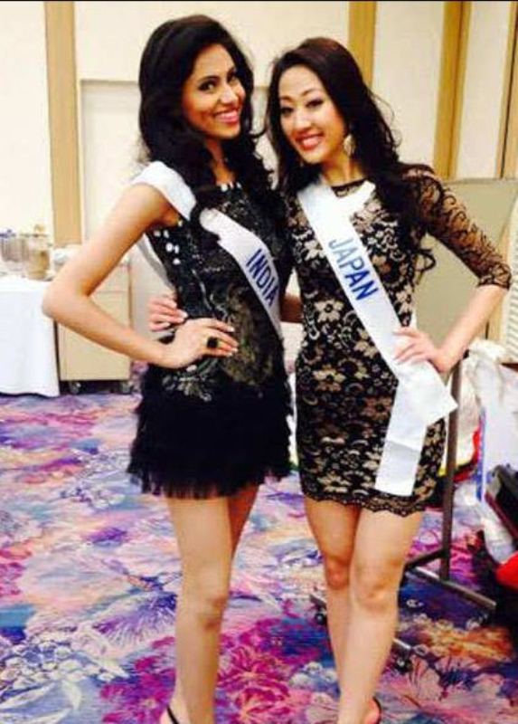 Gurleen representando a India en Miss International