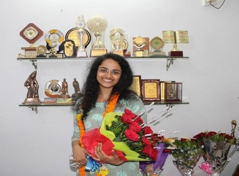Jagrati Awasthi (UPSC Topper 2020) Wiki, altura, edad, familia, casta, biografía y más