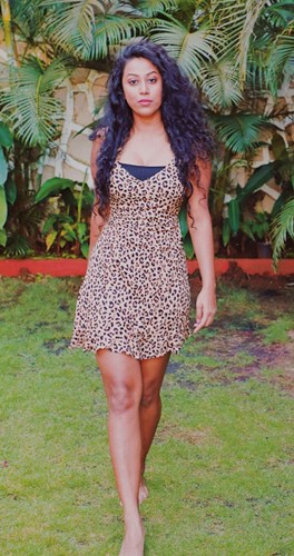 Meenal Shah Altura, edad, novio, familia, biografía y más Meenal Shah