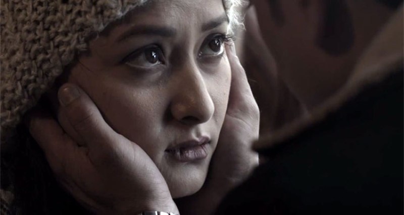 Namrata Shrestha en un fotograma de la pel&iacute;cula Soul Sister