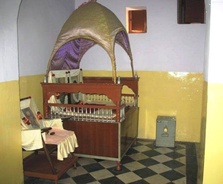 Sala de meditaci&oacute;n dentro de una sala de Soamiji
