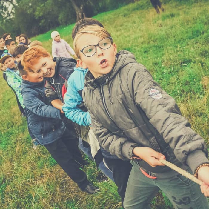 &iexcl;Tira y afloja es un gran juego para ni&ntilde;os y adultos!