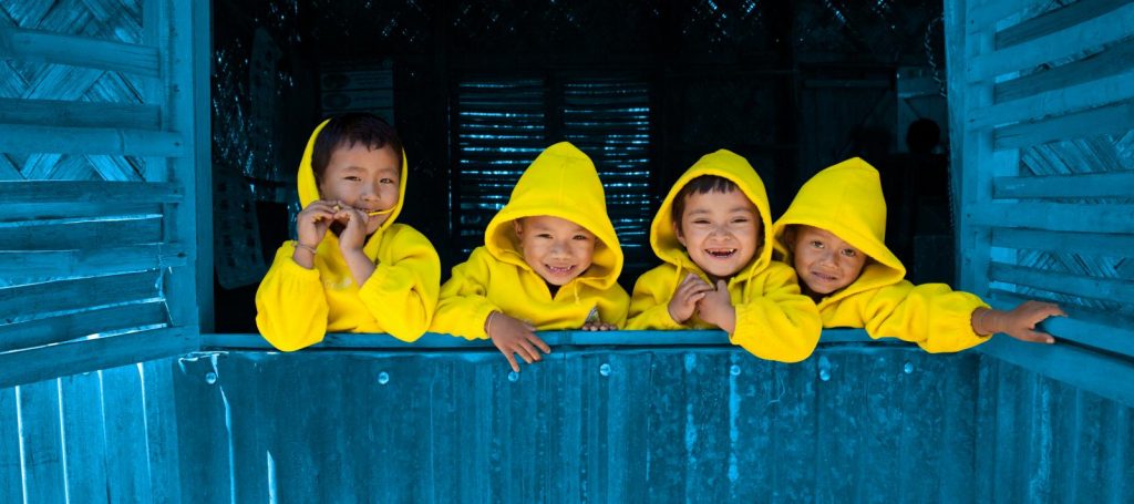 NOMBRES AMARILLOS DE EQUIPO PARA NI&Ntilde;OS