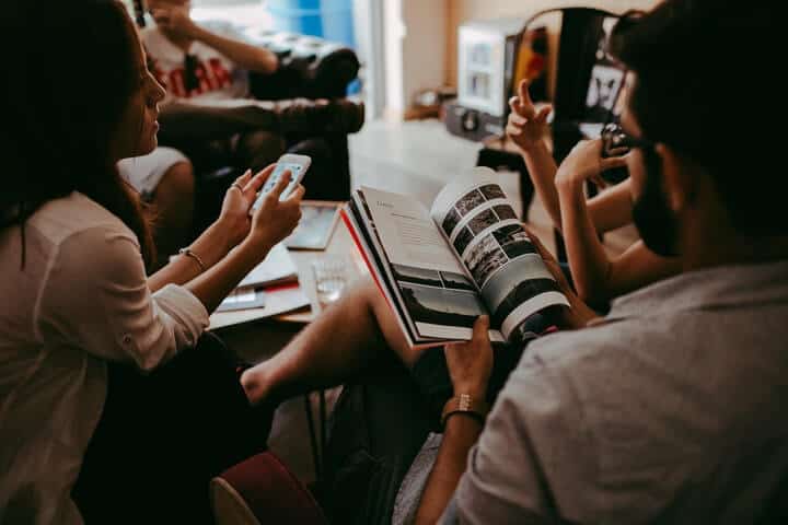 Más de 400 nombres de equipos de trivia limpios, divertidos e inteligentes Nombres de equipos de Creative Trivia