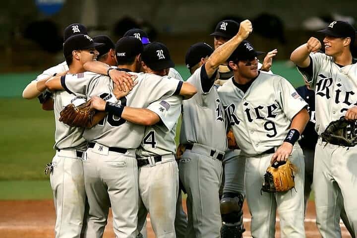 Más de 400 nombres de equipos de béisbol (con significados) Genial equipo de béisbol Nombres