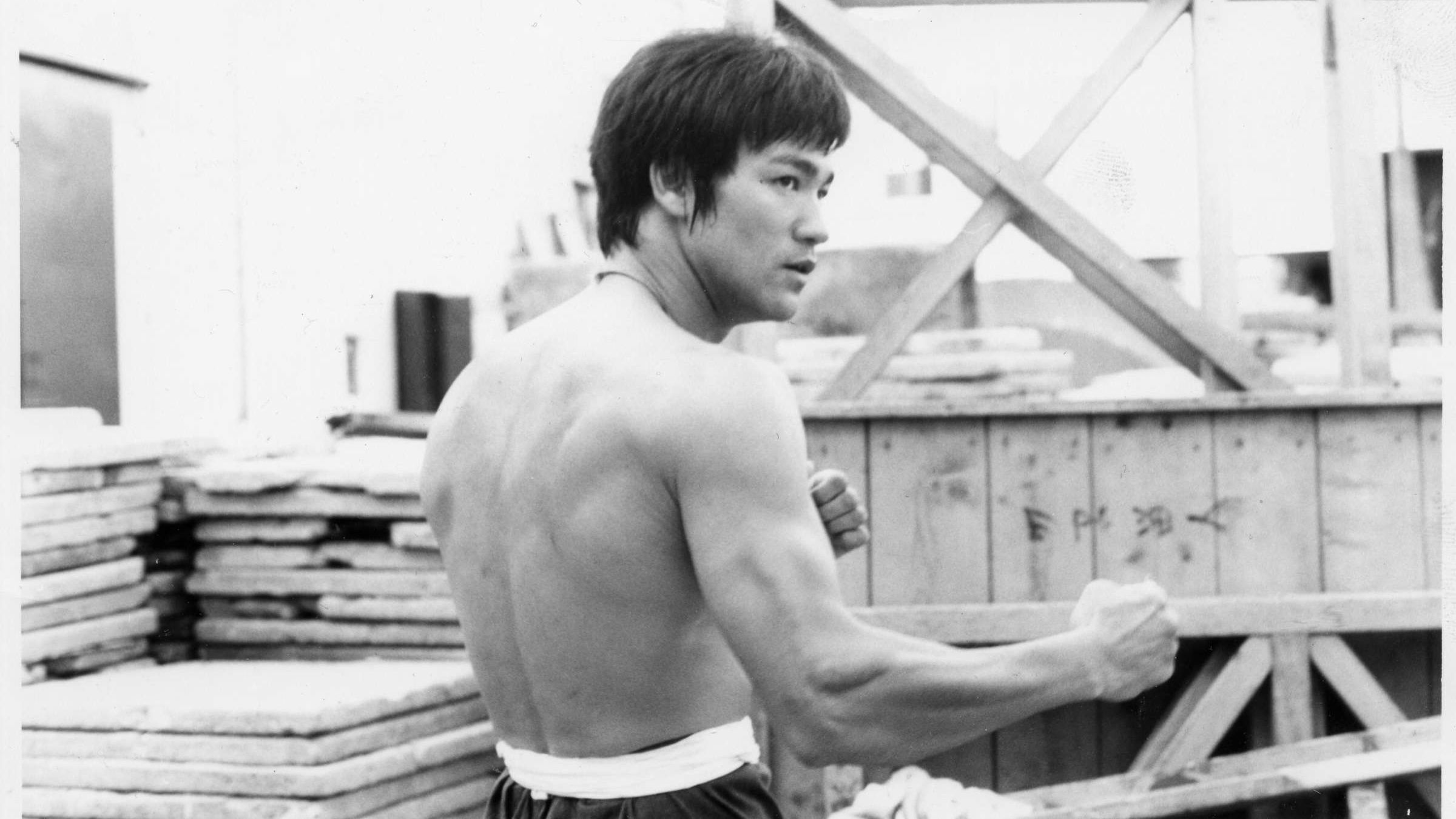 10 hechos asombrosos sobre Bruce Lee