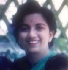 La madre de Anand Mahindra, Indira Mahindra, en su juventud.