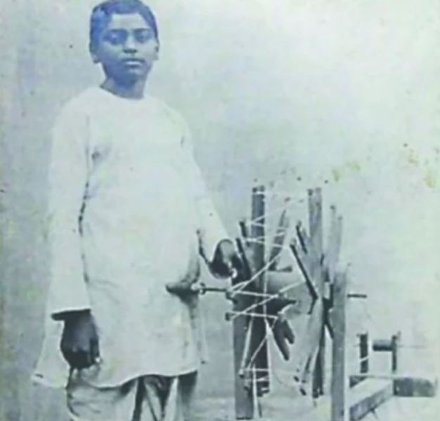 Chandra Shekhar Azad en su adolescencia