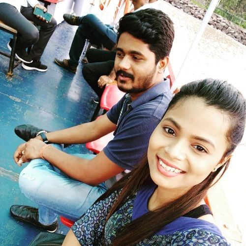 Riddhi Gupta y su hermano