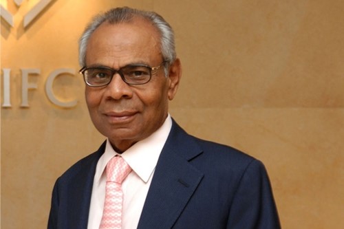 SP Hinduja Wiki, años, altura, esposa, hijos, familia, biografía y más