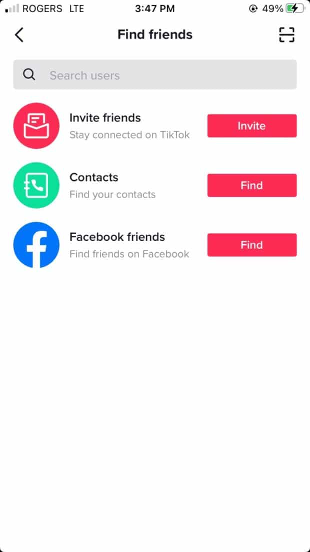 encontrar amigos conectando el perfil a la lista de contactos o cuenta de Facebook