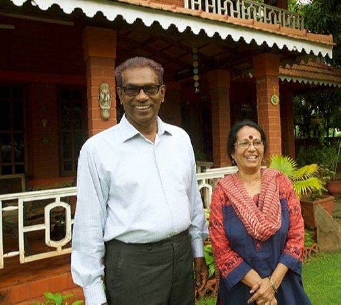 Los padres de Gita Gopinath