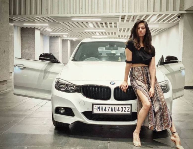 Gurpreet Bedi con su BMW