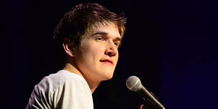 270 frases de Bo Burnham para inspirar risas y alegría